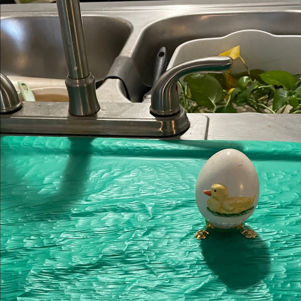 Decorative Egg with Duck Design